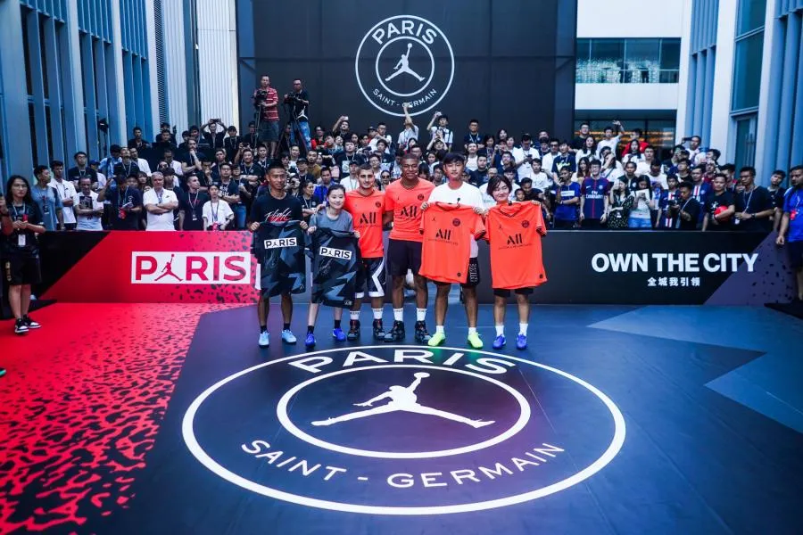 Le PSG va dévoiler un quatrième maillot