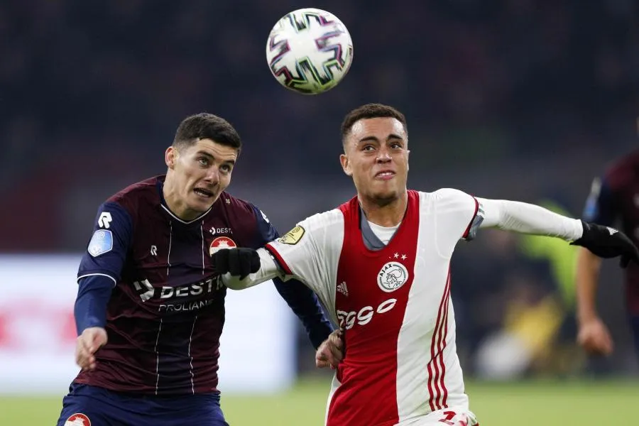 Sergiño Dest quitte le stage de l’Ajax en raison du conflit USA-Iran