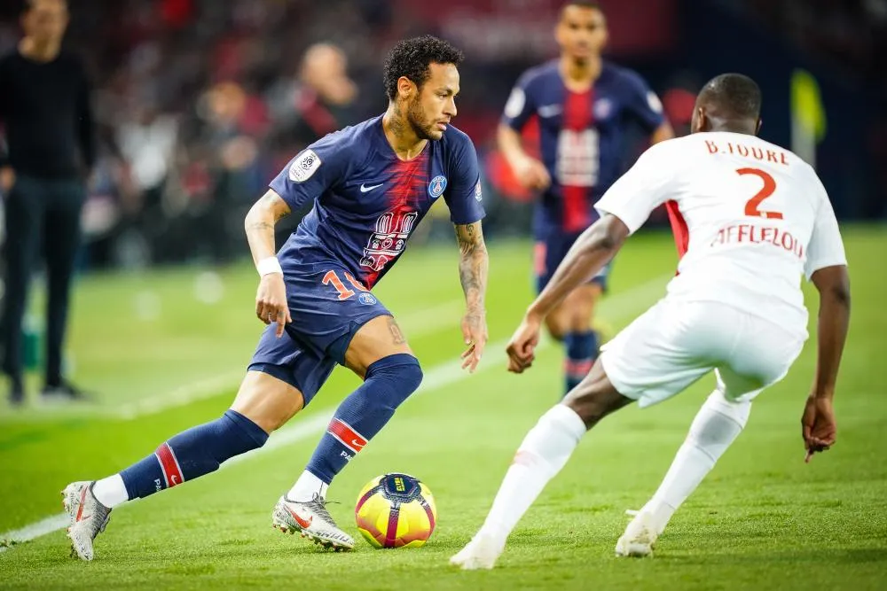 Pas de supporters parisiens à Monaco