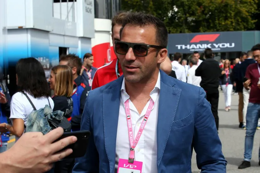 Del Piero permet à deux joueuses d'intégrer son équipe masculine à Los Angeles