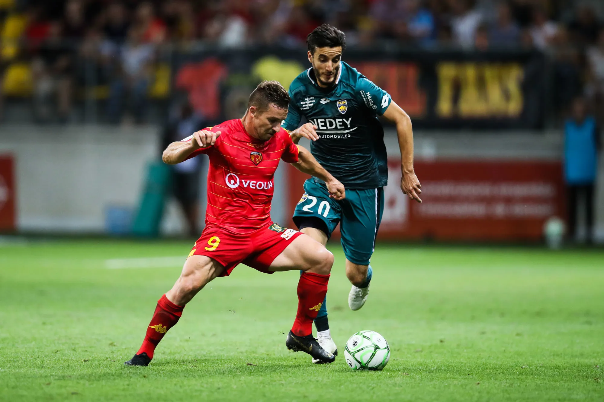 Pronostic Paris FC Le Mans : Analyse, prono et cotes du match de Ligue 2