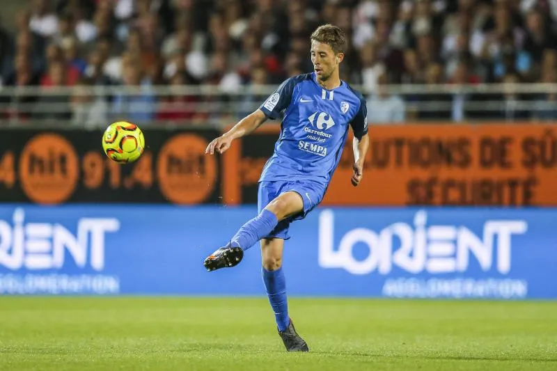 Valenciennes entre dans le top 5, Orléans sourit enfin