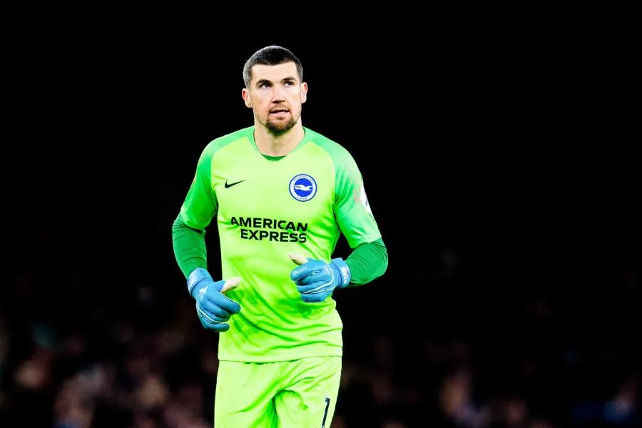 Un ancien joueur d’Arsenal compare la performance du gardien de Brighton à l’Holocauste