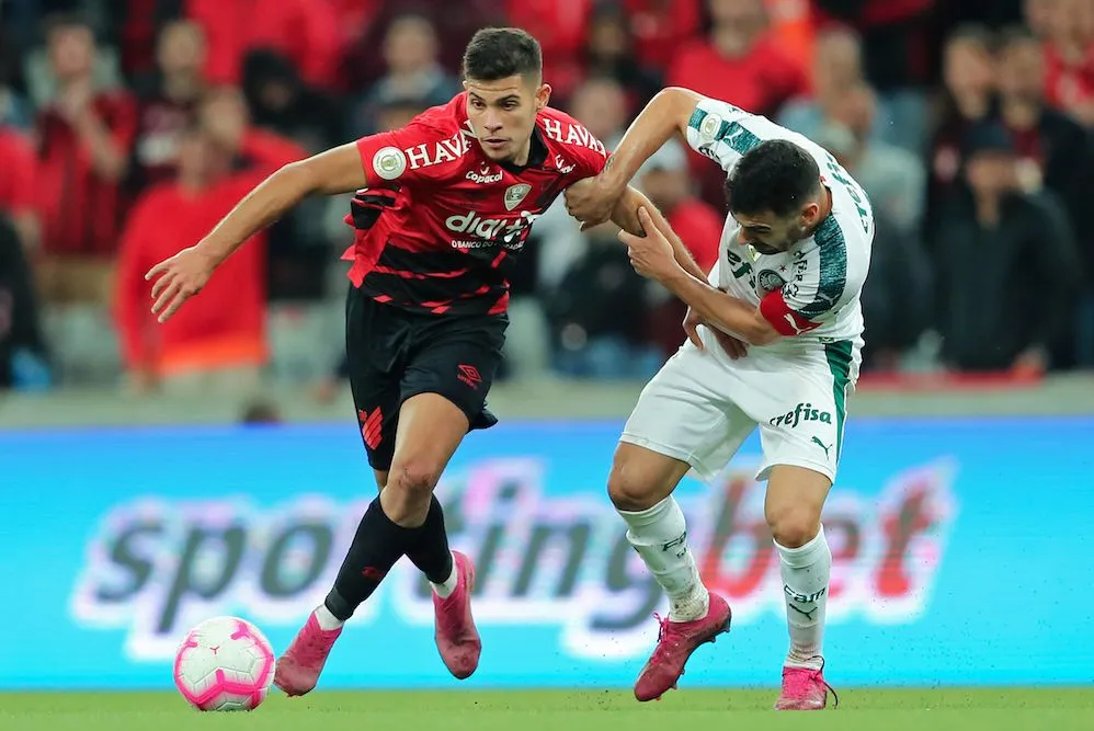 Mais qui es-tu Bruno Guimarães, la future recrue de l&rsquo;Olympique lyonnais ?