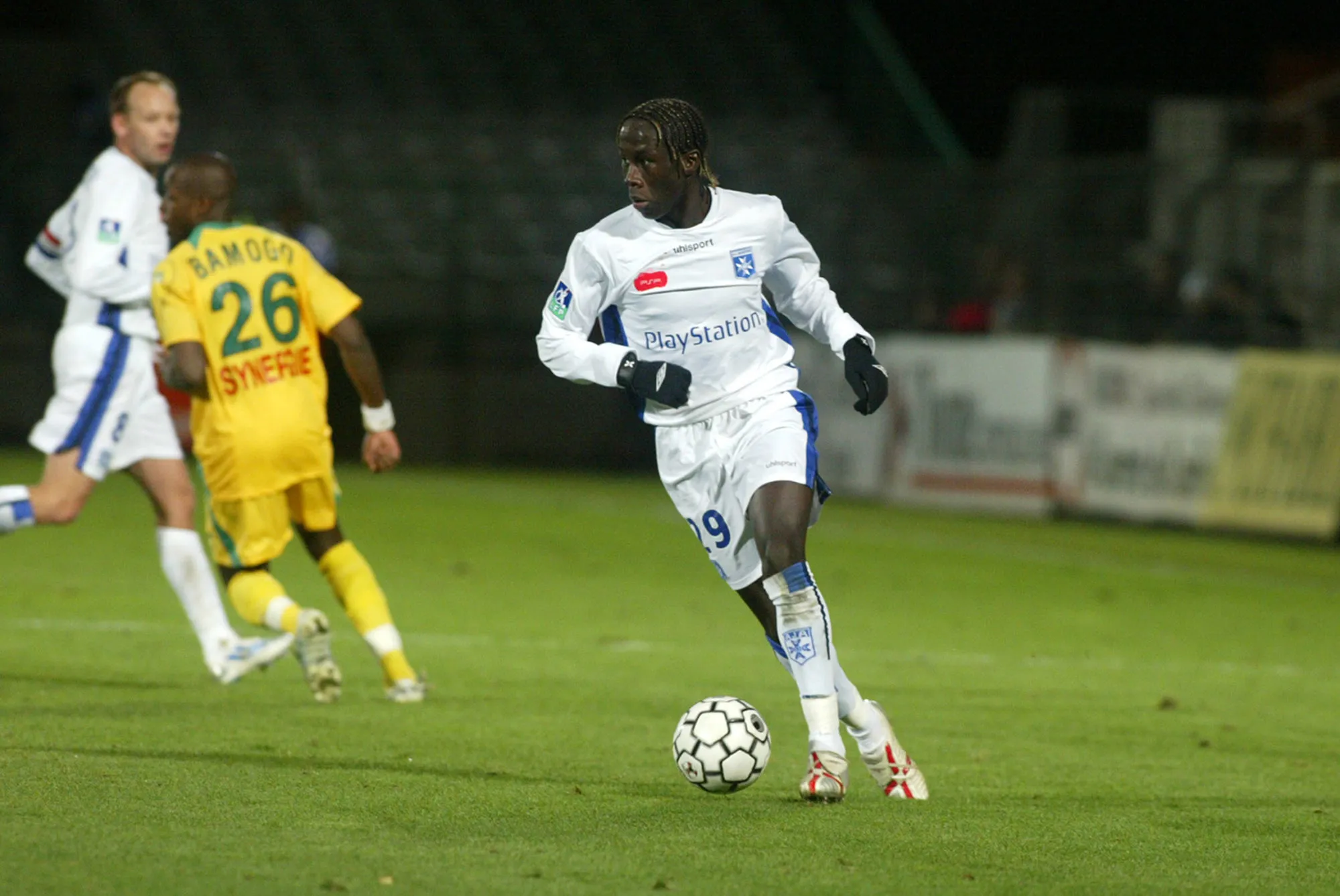 Bacary Sagna confirme des contacts avec le FC Nantes