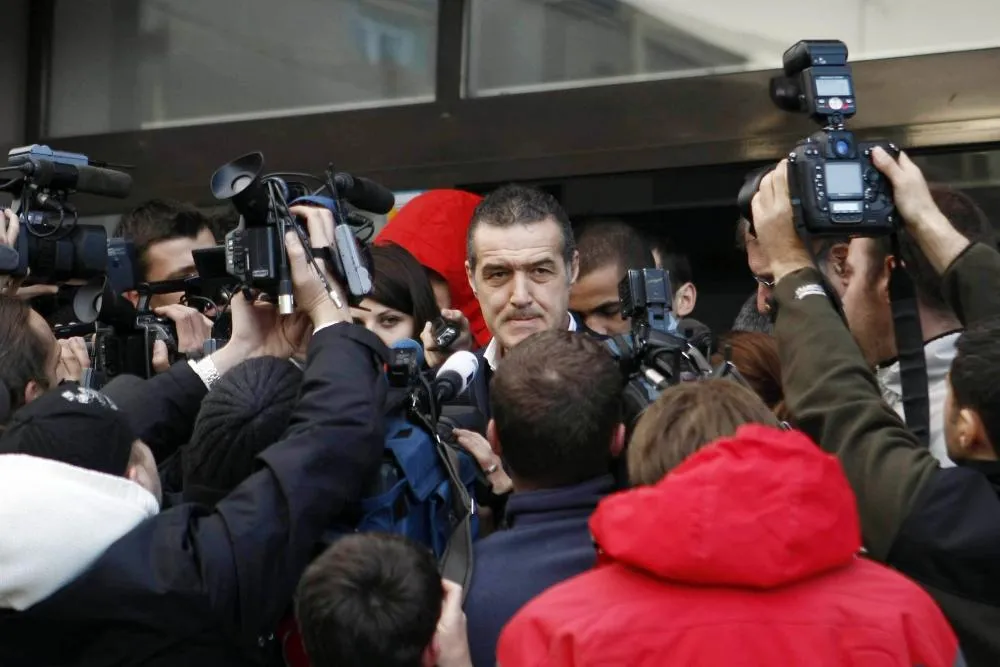 Gigi Becali : «<span style="font-size:50%"> </span>Mes joueurs font trop souvent l’amour<span style="font-size:50%"> </span>»