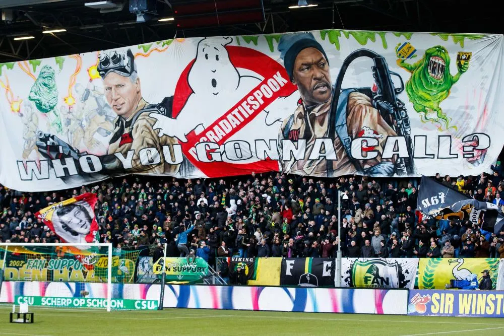 Quand les supporters de La Haye arrêtent l’entraînement pour parler tactique