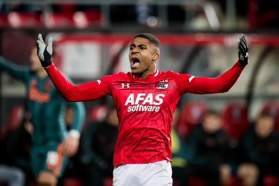 L&rsquo;AZ marche sur l&rsquo;Ajax… et revient à hauteur du leader !