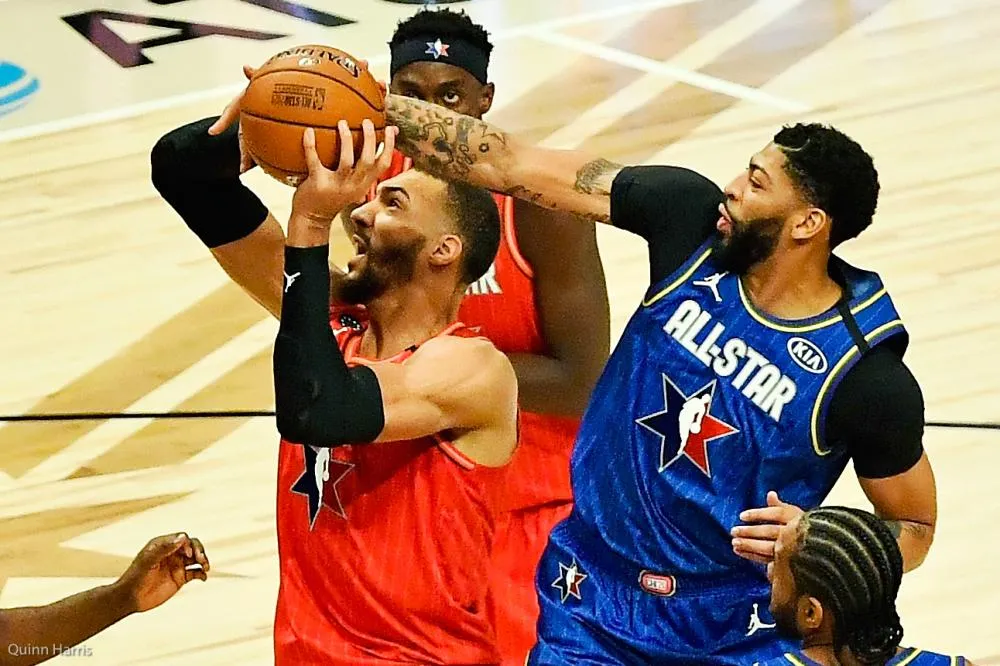 Le PSG envisage d&rsquo;organiser un All-Star Game pour ses 50 ans