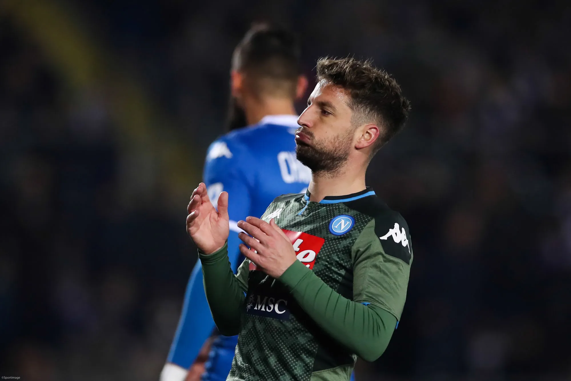 Naples s&rsquo;en sort à Brescia, battu après avoir mené, et remonte à la sixième place