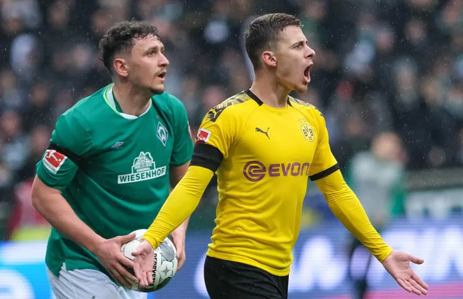 Dortmund accable le Werder, Gladbach s&rsquo;en mord les doigts