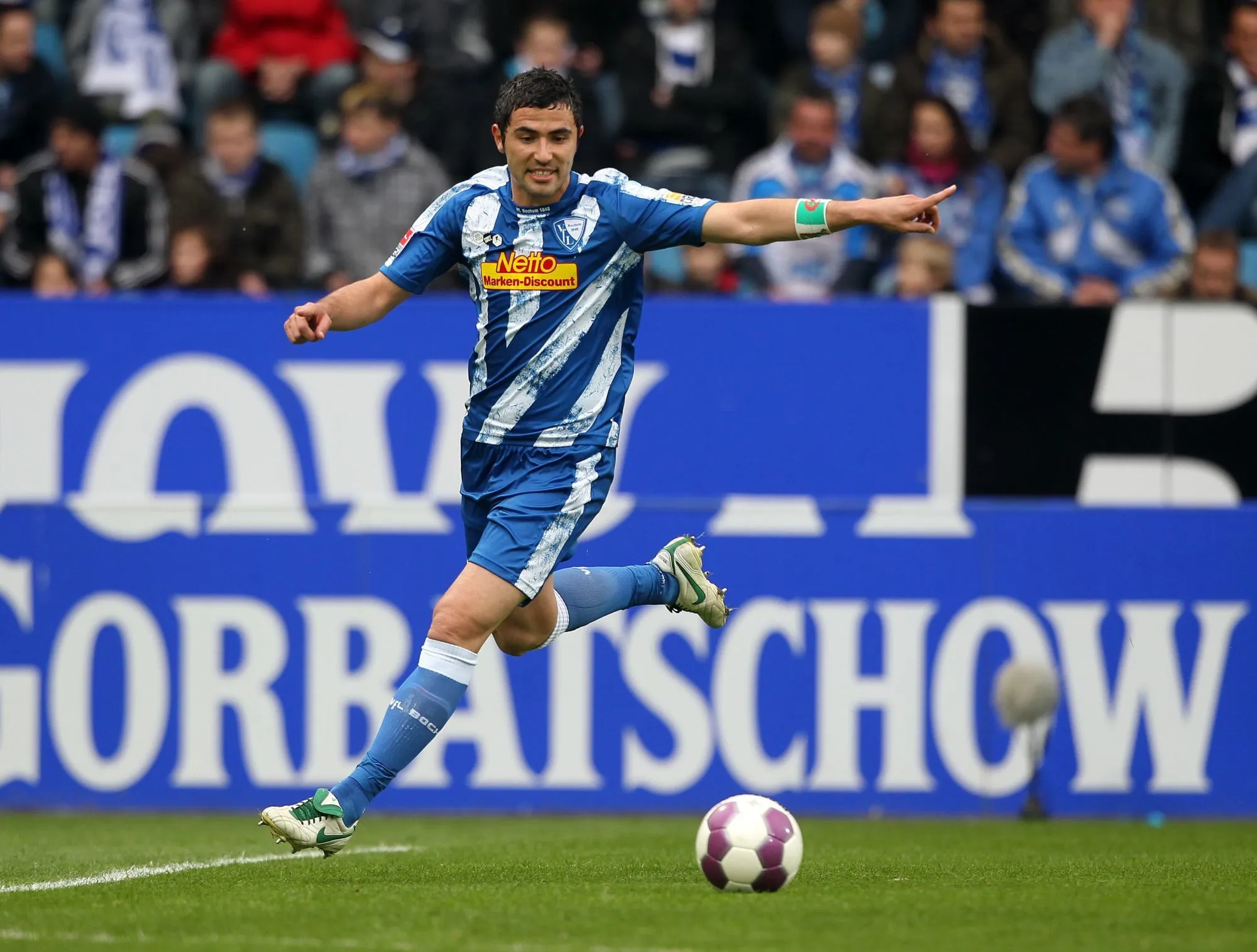 Anthar Yahia pour remplacer Olivier Pickeu à Angers ?