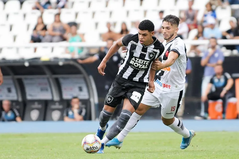 À Botafogo, Luis Henrique provoque un scandale après une «<span style="font-size:50%"> </span>blague<span style="font-size:50%"> </span>»