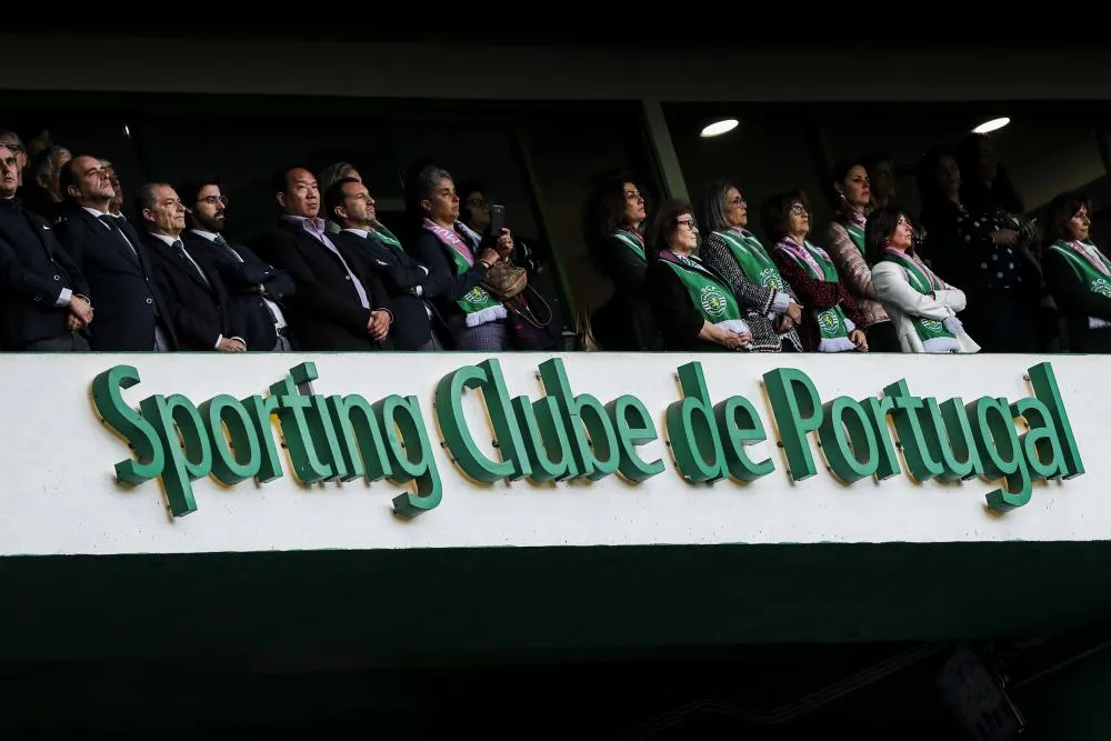 Le Sporting Portugal offre 120 000 masques et 80 000 paires de gants