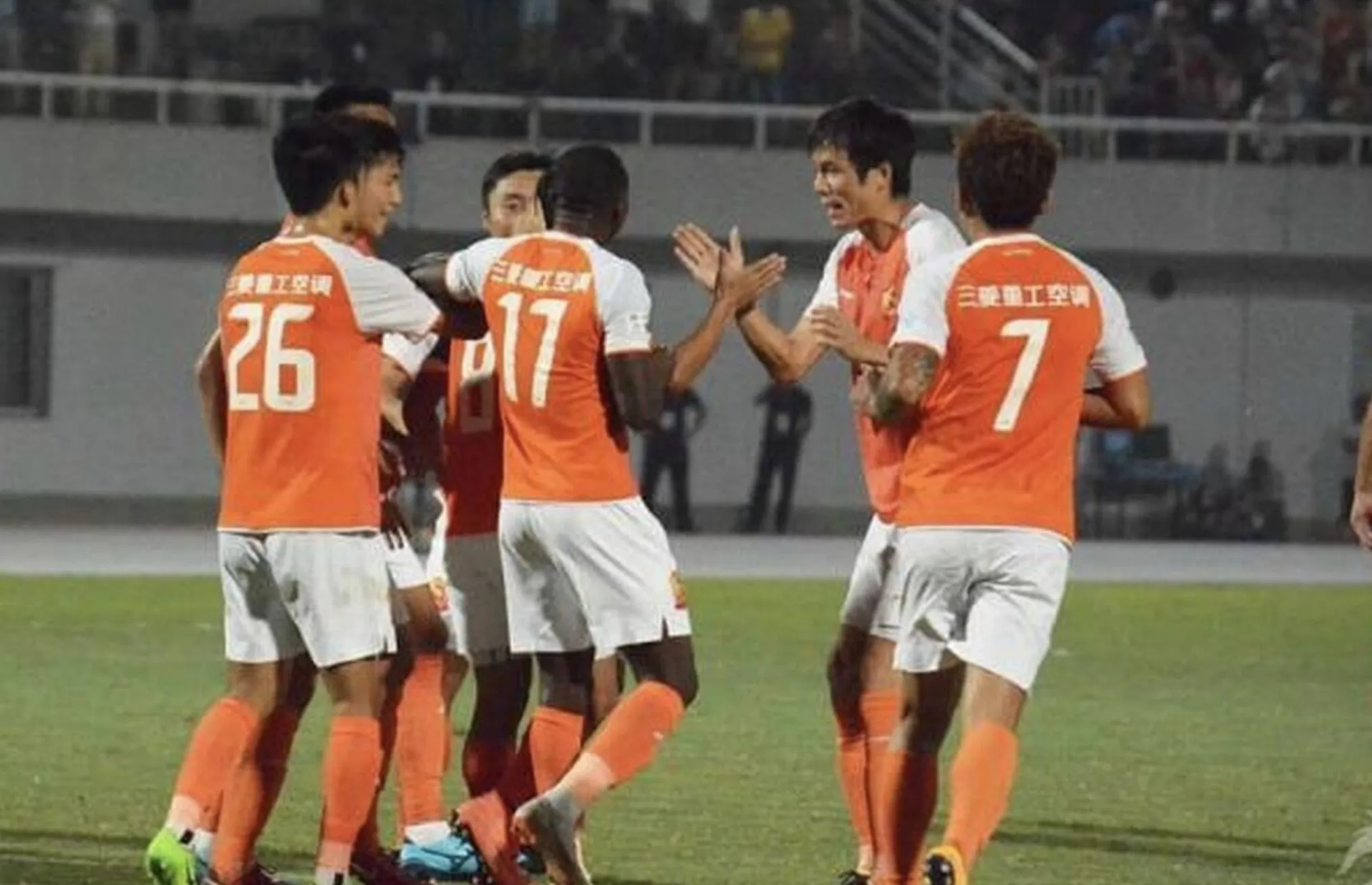 Exilé en Espagne, le Wuhan Zall FC va se réfugier… à Wuhan