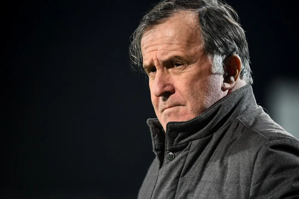 Pour le président du Paris FC, «<span style="font-size:50%">&nbsp;</span>si la santé prime, la reprise ne doit pas se faire<span style="font-size:50%">&nbsp;</span>»