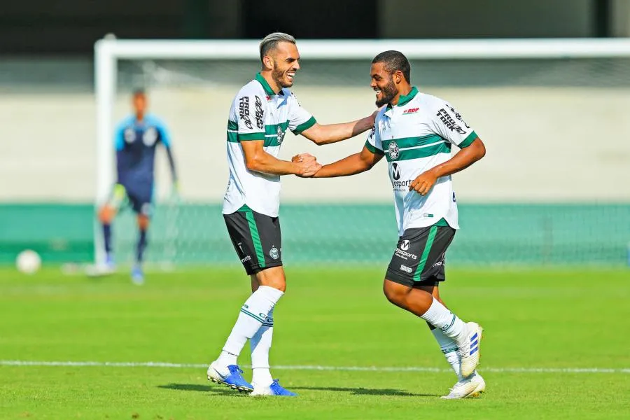 Au Brésil, des amendes reversées à la lutte contre le Covid-19