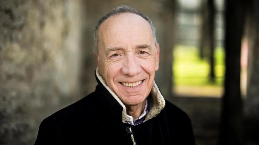 Bernard Chambaz : «<span style="font-size:50%"> </span>Cette pause est le moment pour accuser ce côté jeux du cirque »