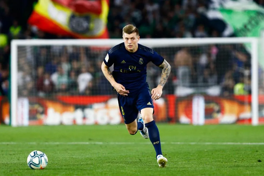 Toni Kroos dément le refus de baisser son salaire