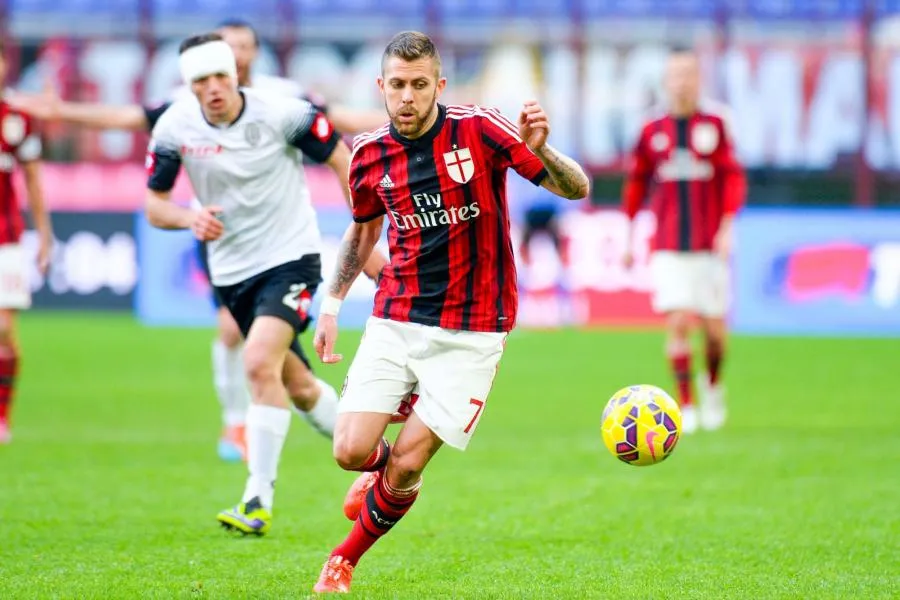 Jérémy Ménez : «<span style="font-size:50%">&nbsp;</span>À l&rsquo;entraînement, ils disaient que j&rsquo;étais aussi fort que Kaká<span style="font-size:50%">&nbsp;</span>»