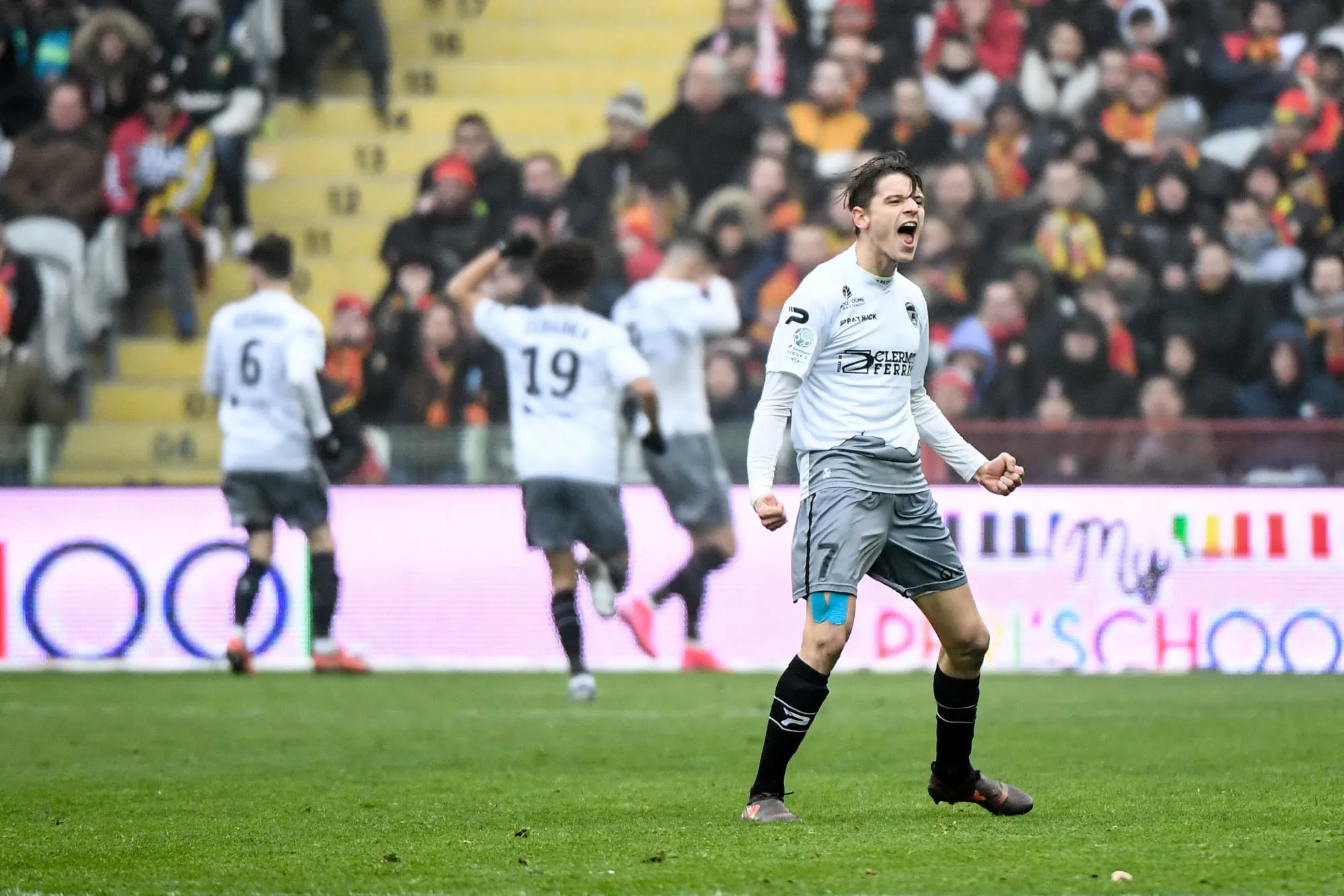 Le loup-garou, jeu porte-bonheur du Clermont Foot