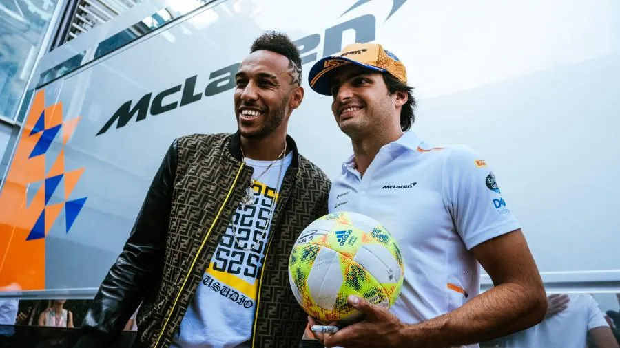 Aubameyang à l&rsquo;entraînement avec Lando Norris avant le Grand Prix virtuel de Monaco