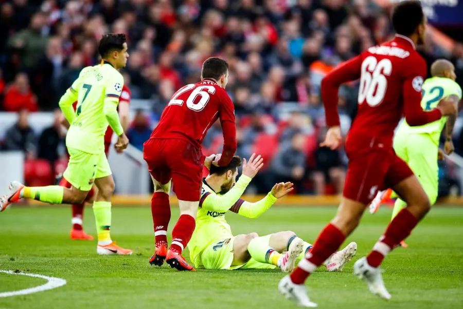 Robertson regrette d’avoir été «<span style="font-size:50%"> </span>irrespectueux<span style="font-size:50%"> </span>» envers Messi lors de Liverpool-Barça