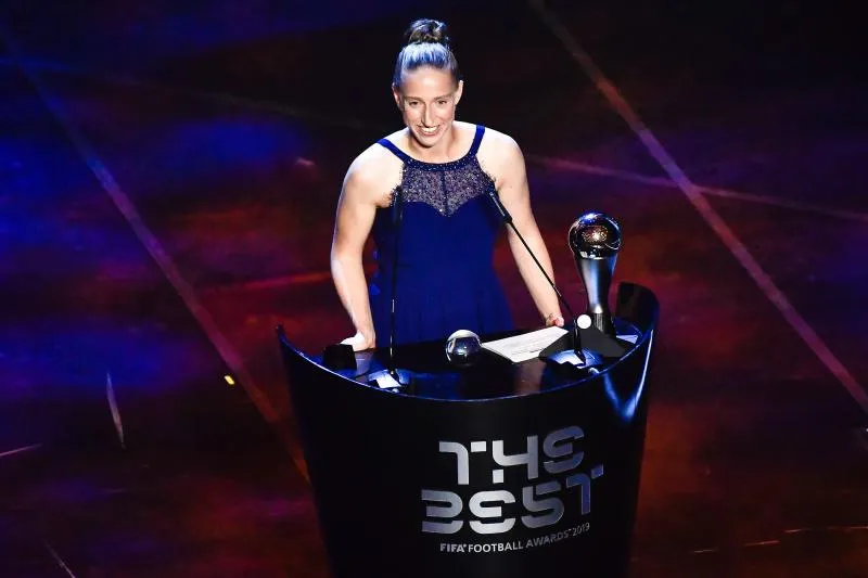 Sari van Veenendaal signe au PSV Eindhoven