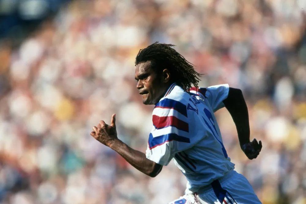 Christian Karembeu : «<span style="font-size:50%">&nbsp;</span>Les clubs doivent parler aux supporters, les éduquer<span style="font-size:50%">&nbsp;</span>»