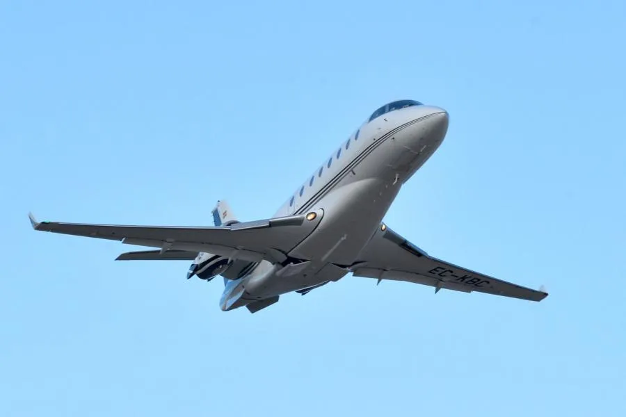 La Gantoise, Bruges et Genk veulent mobiliser un avion pour rapatrier leurs joueurs africains