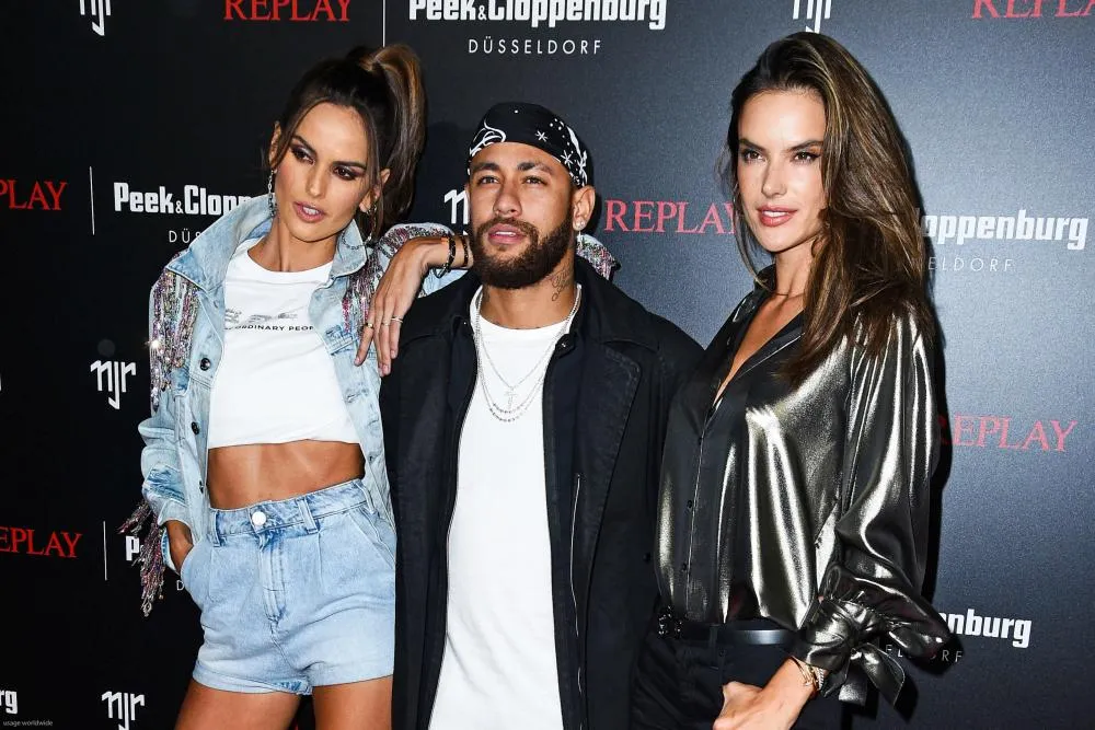 Neymar, son anniversaire et les célibataires