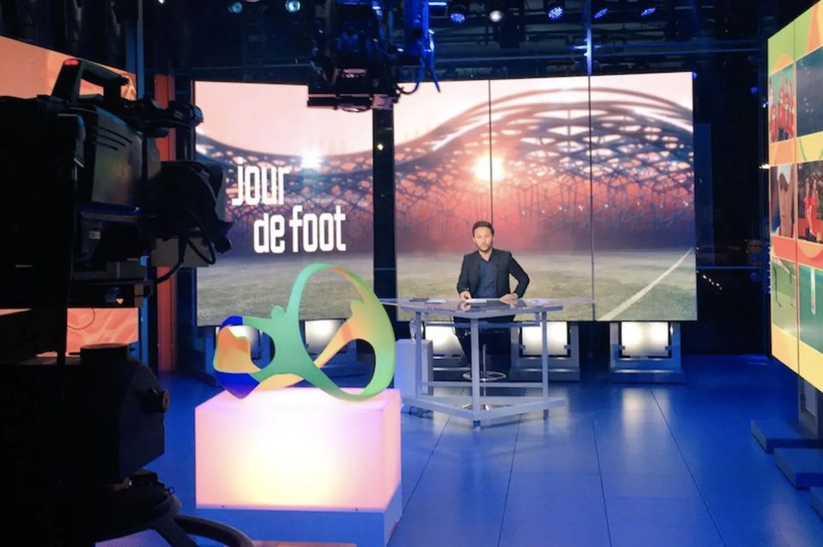 Tu sais que tu as regardé «<span style="font-size:50%"> </span>Jour de foot<span style="font-size:50%"> </span>» quand…