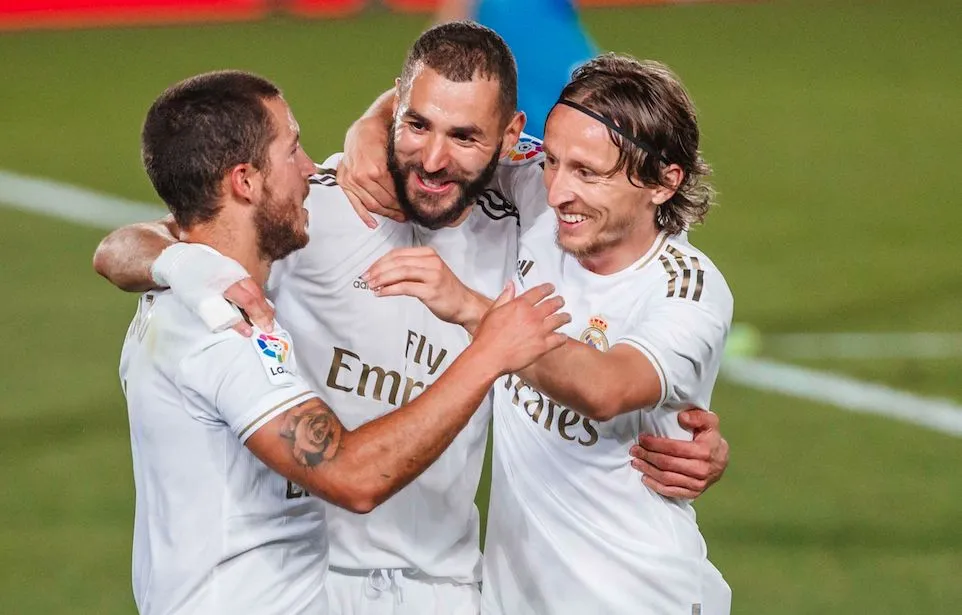 Faut qu’on parle de ce but de Karim Benzema…