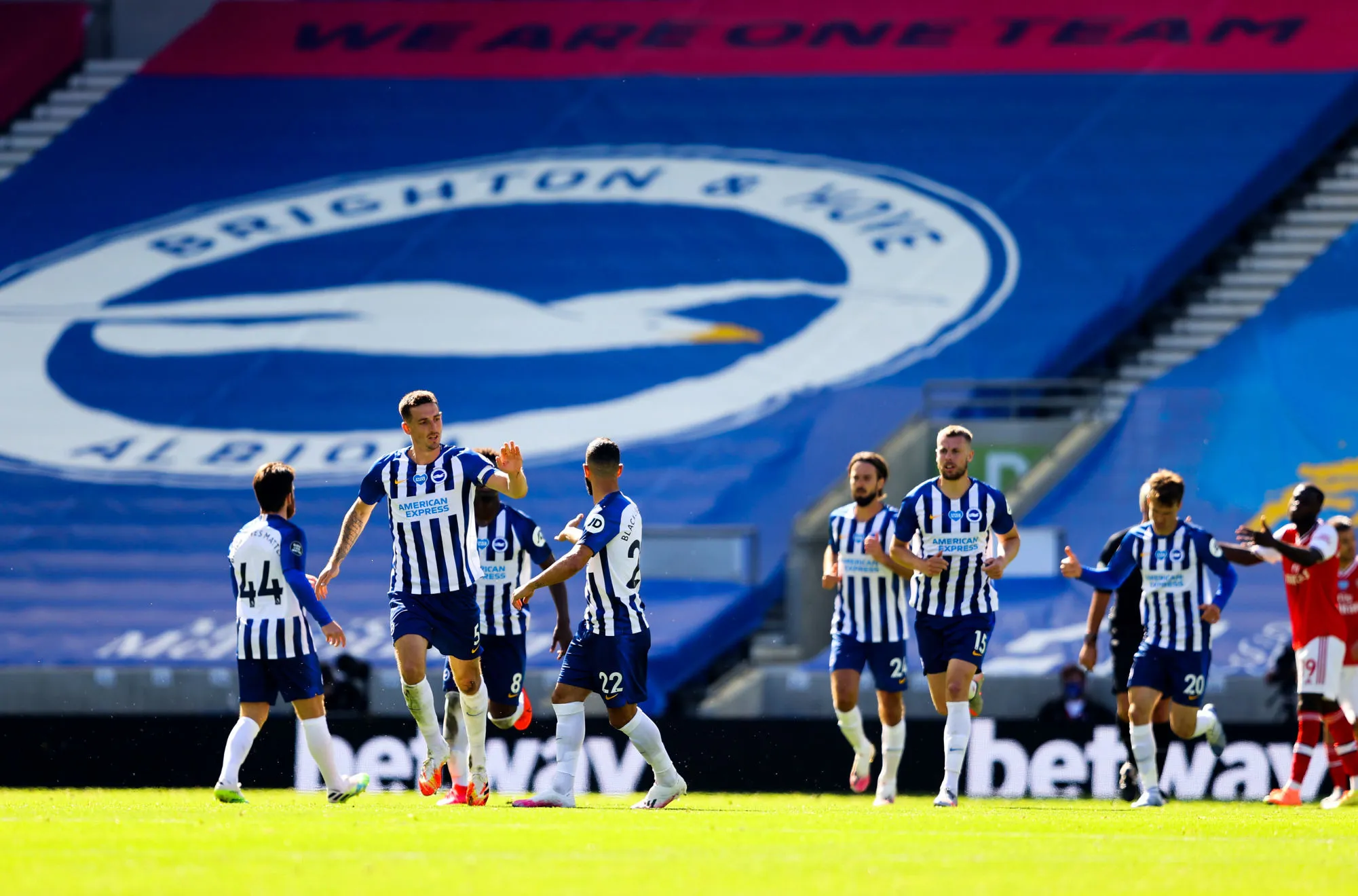 Maupay et Brighton crucifient une nouvelle fois Arsenal