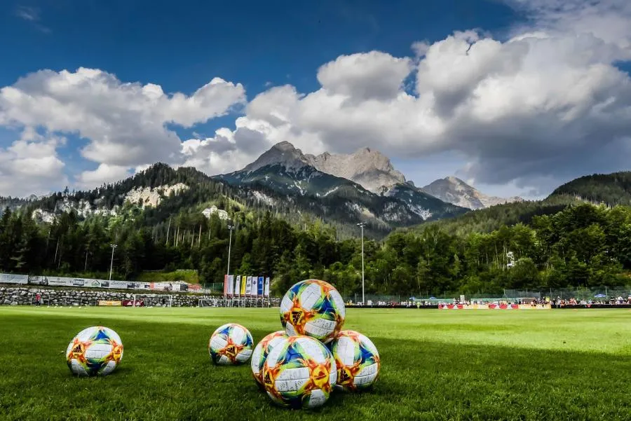 En Roumanie, une ex-mannequin devient propriétaire d&rsquo;un club de D1