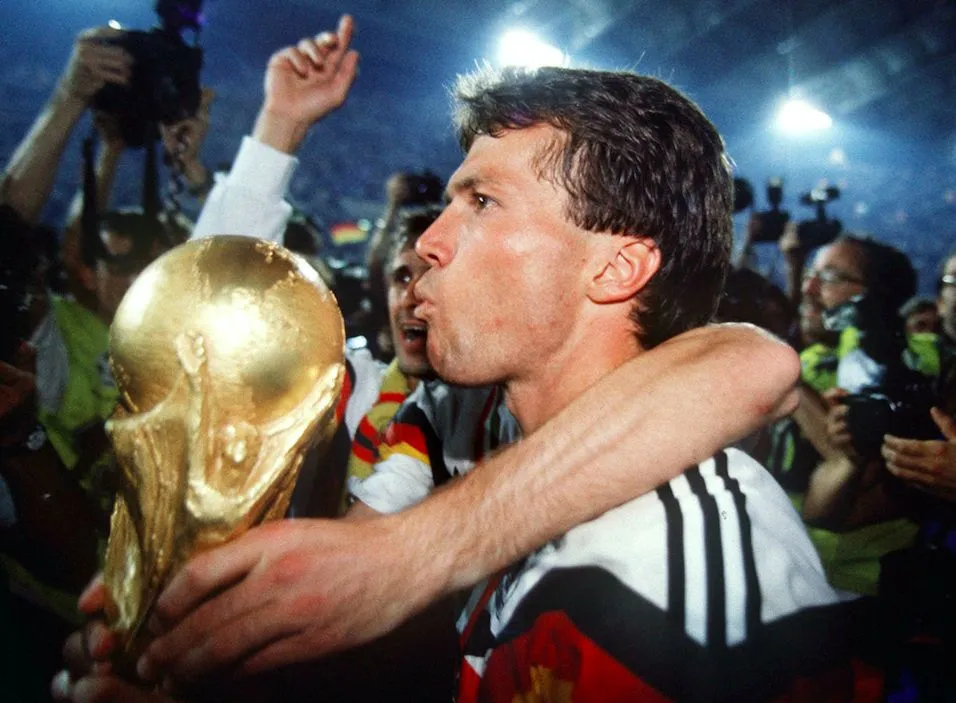 Tu sais que tu as découvert le foot avec la Coupe du monde 90 quand&#8230;