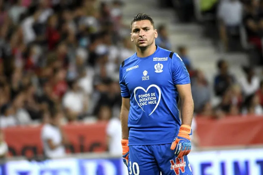 Yoan Cardinale, gardien à Nice : «<span style="font-size:50%">&nbsp;</span>Je suis revenu avec la banane<span style="font-size:50%">&nbsp;</span>»