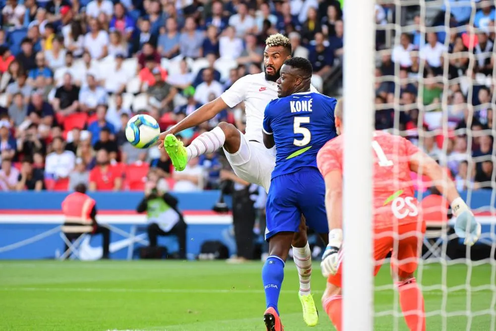 Choupo-Moting a très mal vécu son sauvetage sur la ligne face à Strasbourg