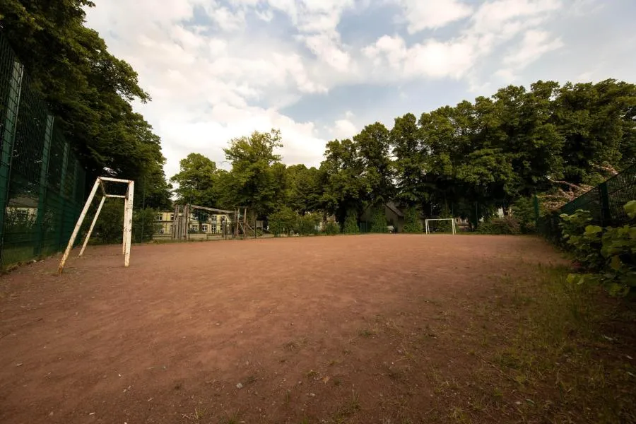 Tu sais que tu as joué au foot en colo quand&#8230;