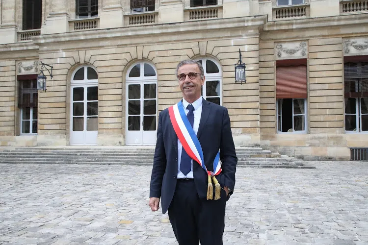 Pierre Hurmic : « Les Girondins nous promènent »