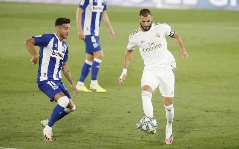 Le Real voit double contre Alavés