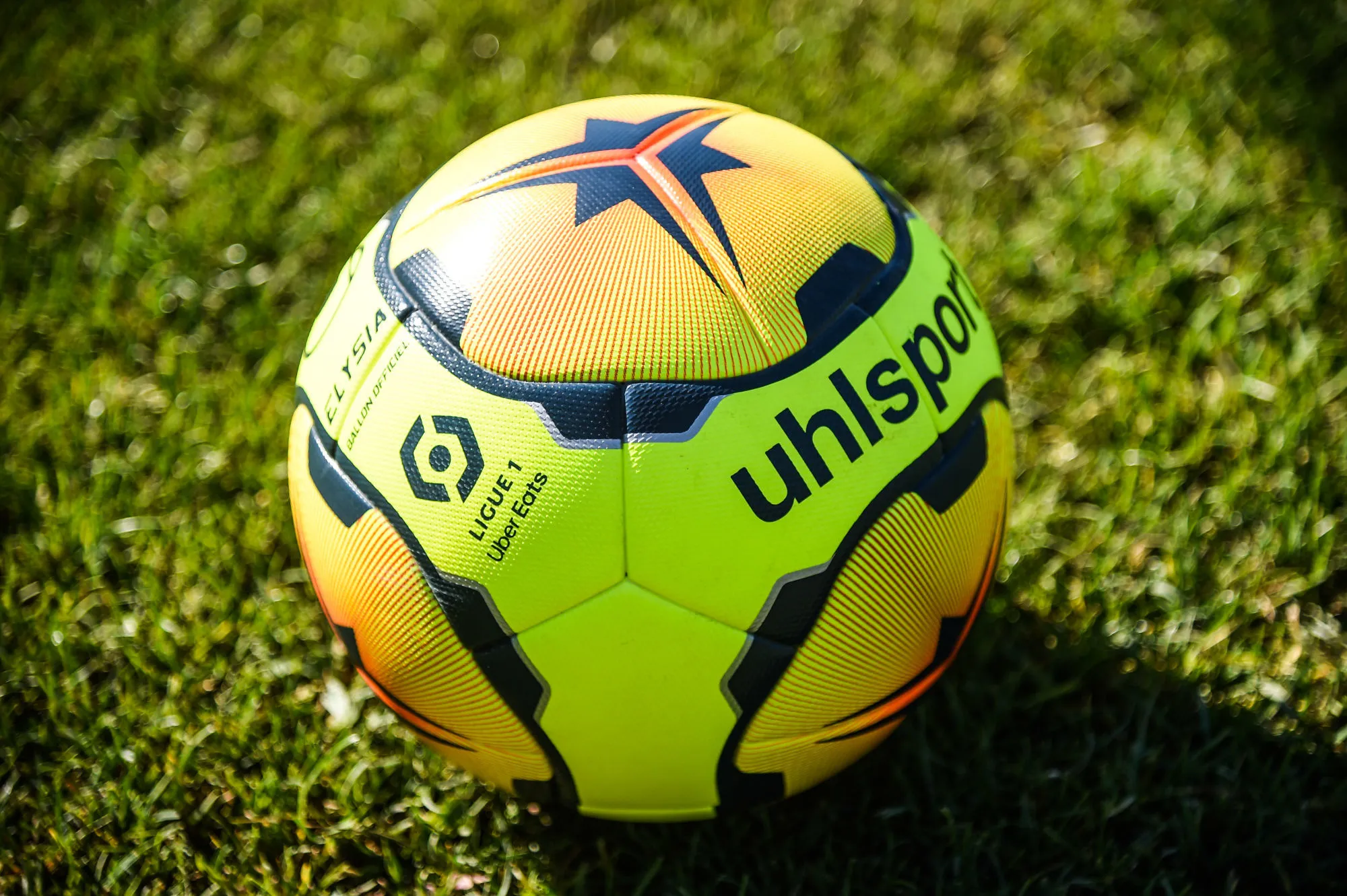 La chaîne Téléfoot diffusée sur Facebook ?