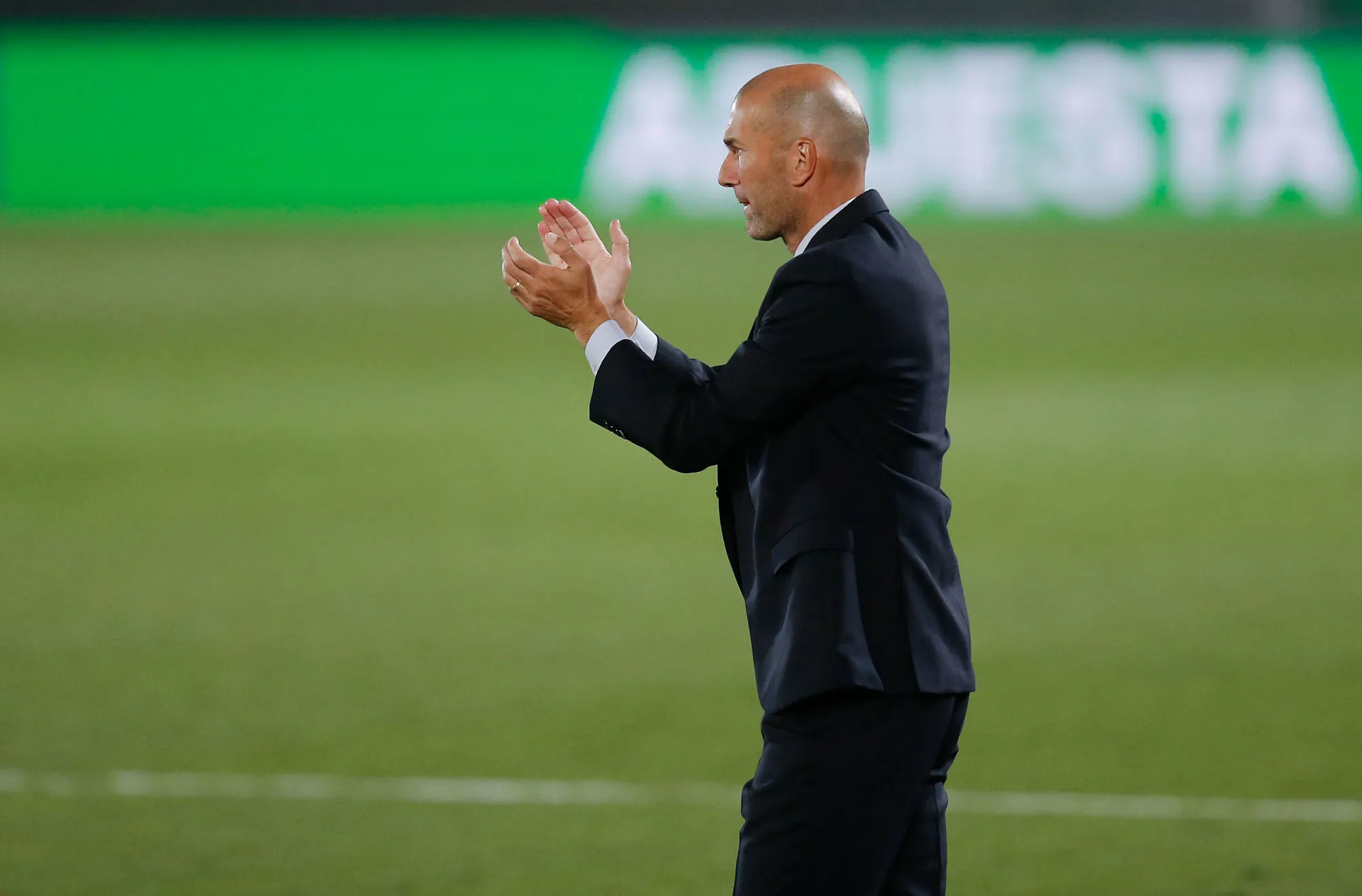 Vainqueur de sa deuxième Liga, Zinédine Zidane a gagné l’unanimité