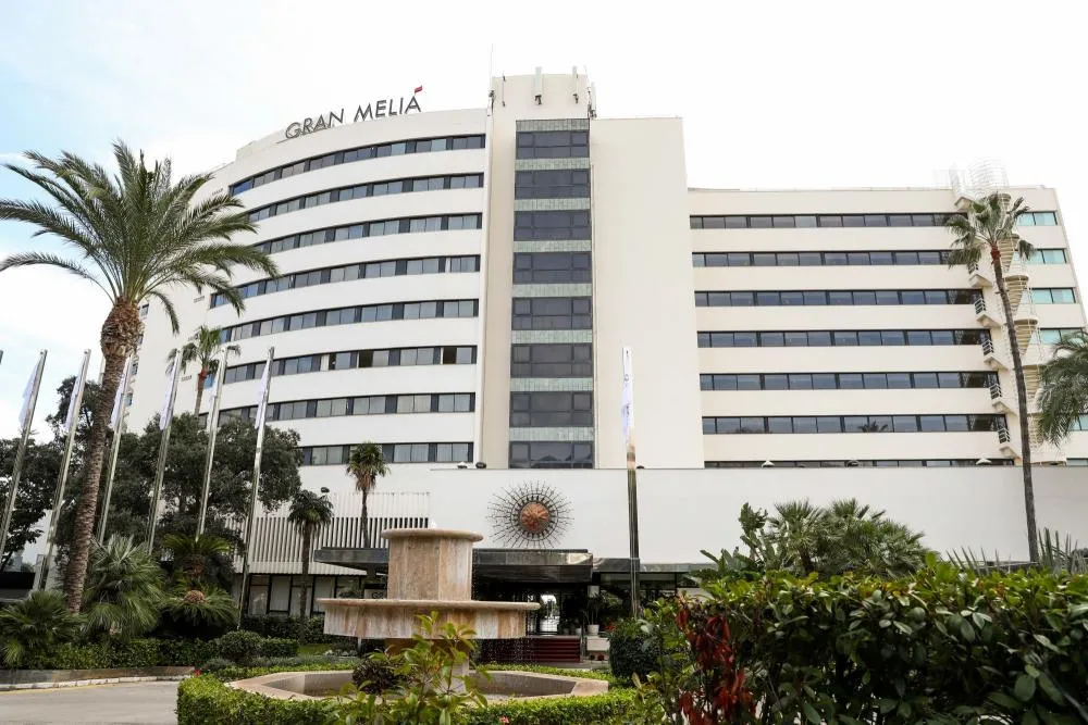 Rénover son stade avec un hôtel, c&rsquo;est possible