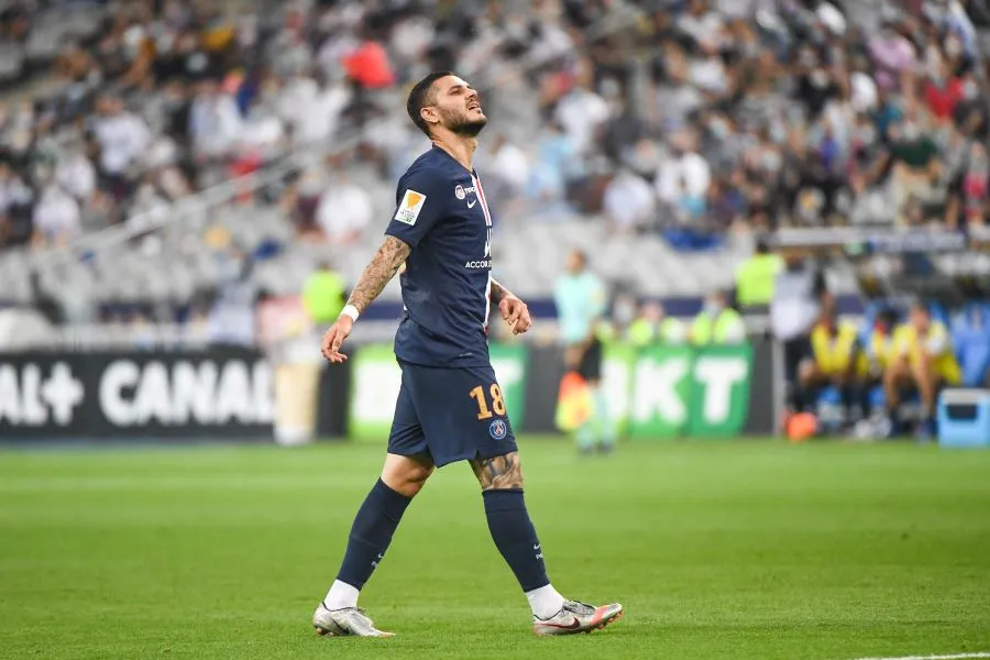 Mais à quoi joue le PSG avec Mauro Icardi ?