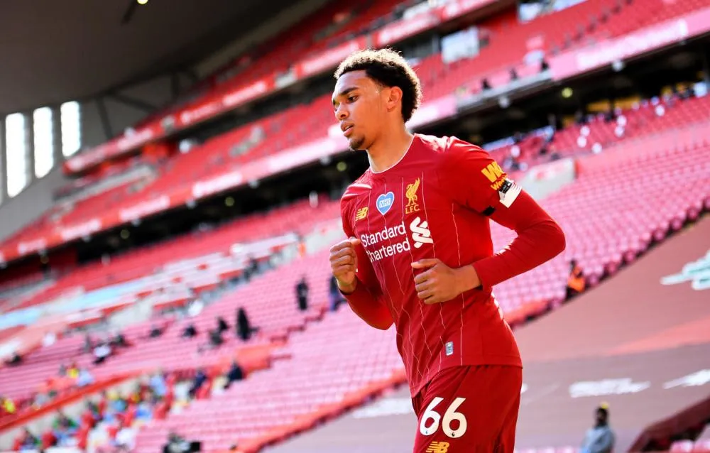 Alexander-Arnold désigné meilleur jeune de Premier League