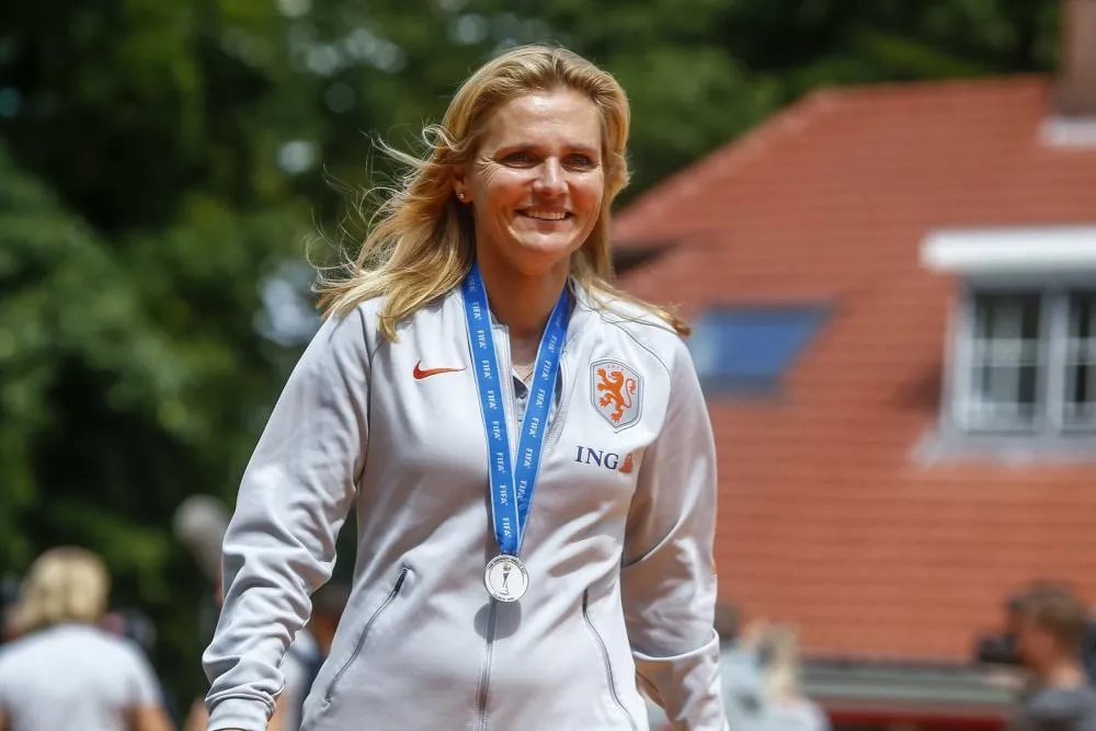 Sarina Wiegman va succéder à Phil Neville sur le banc de l&rsquo;Angleterre