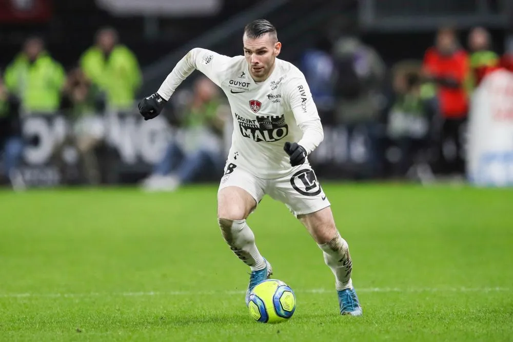 Yoann Court s&rsquo;engage avec Caen