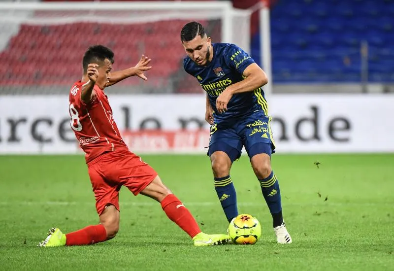 Lyon miaule face aux Crocos