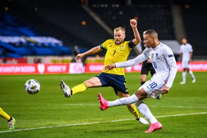 Mbappé ouvre le score contre la Suède